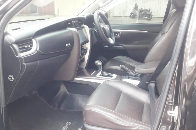 Toyota Dijual Fortuner VRZ 4X2 2.4 AT Tahun 2016 RIAU